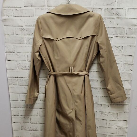Sam elderman coat  - Picture 3 of 3